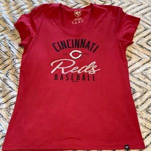 Women’s Cincinnati Red’s Tee